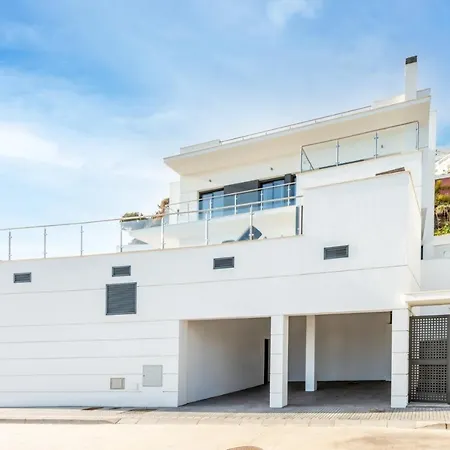 Ladera Vista By